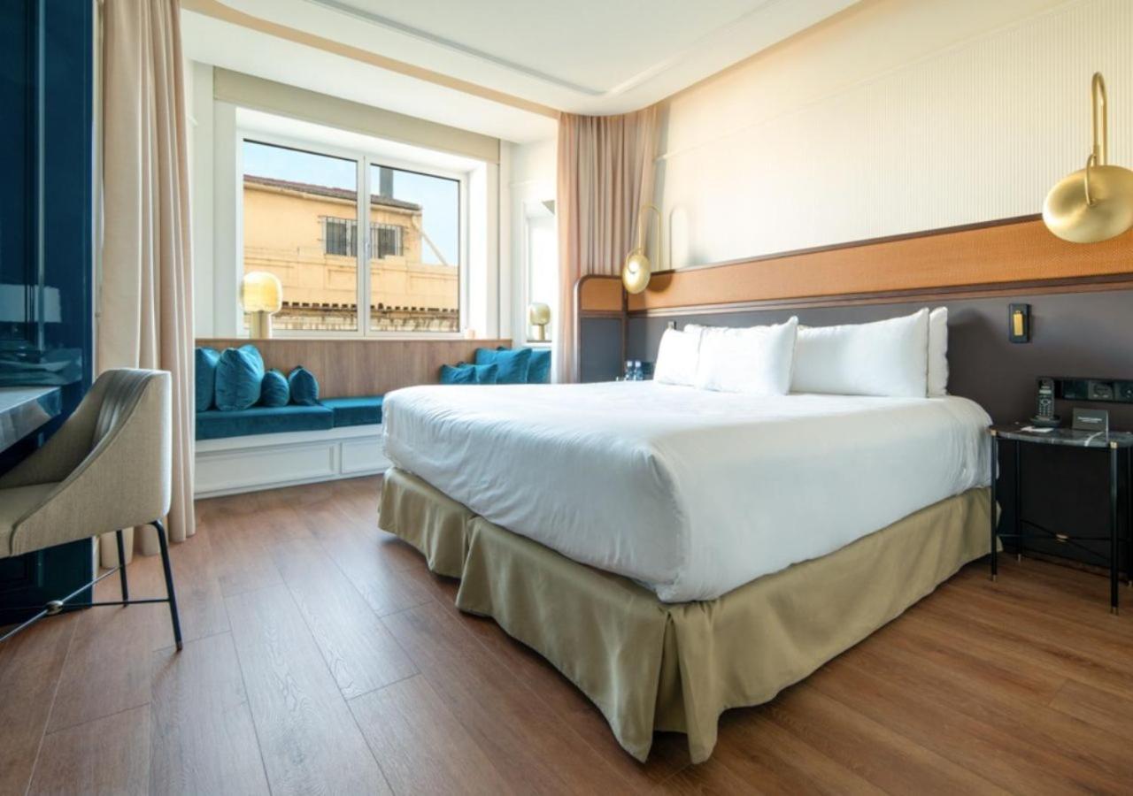Only You Hotel Valenza Esterno foto Deluxe room