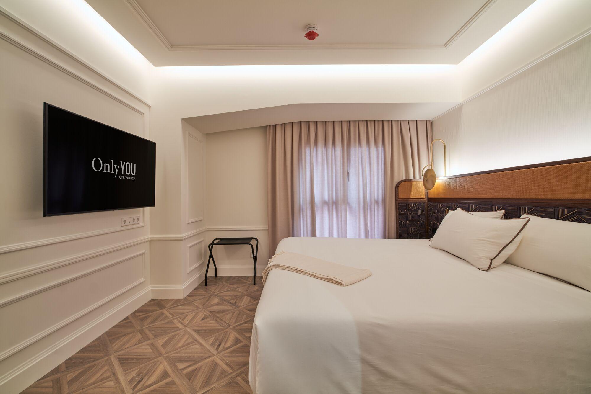 Only You Hotel Valenza Esterno foto Deluxe Room