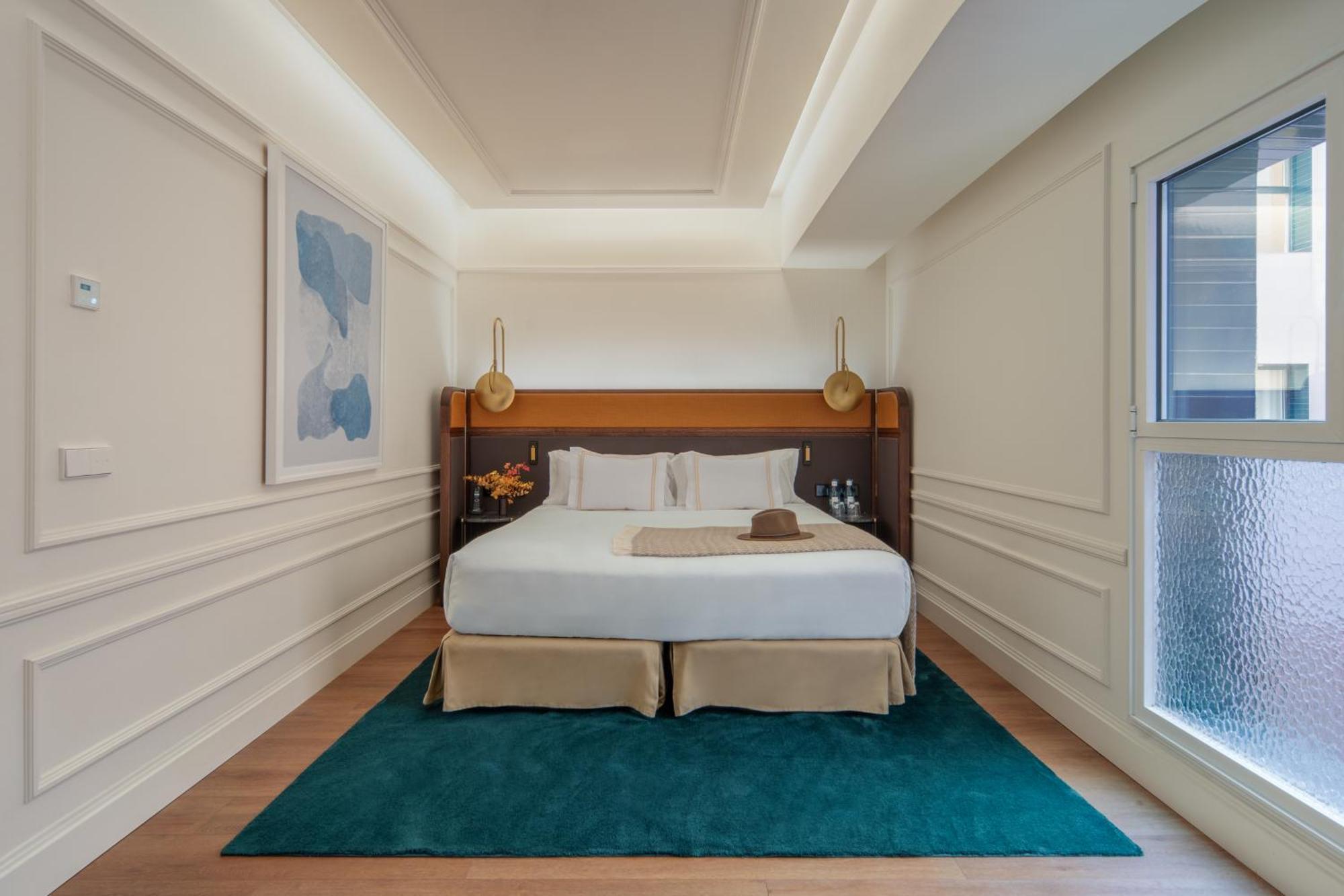 Only You Hotel Valenza Esterno foto Deluxe Room