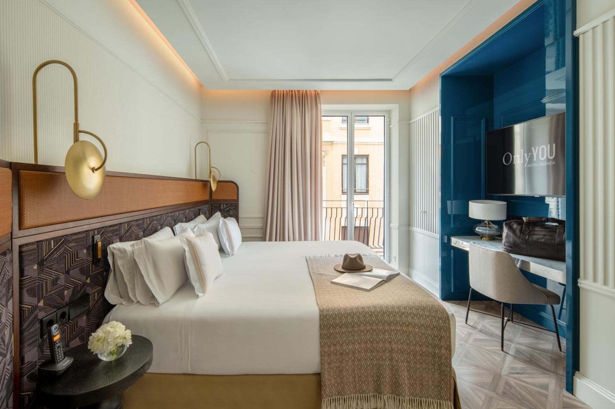 Only You Hotel Valenza Esterno foto Deluxe Room